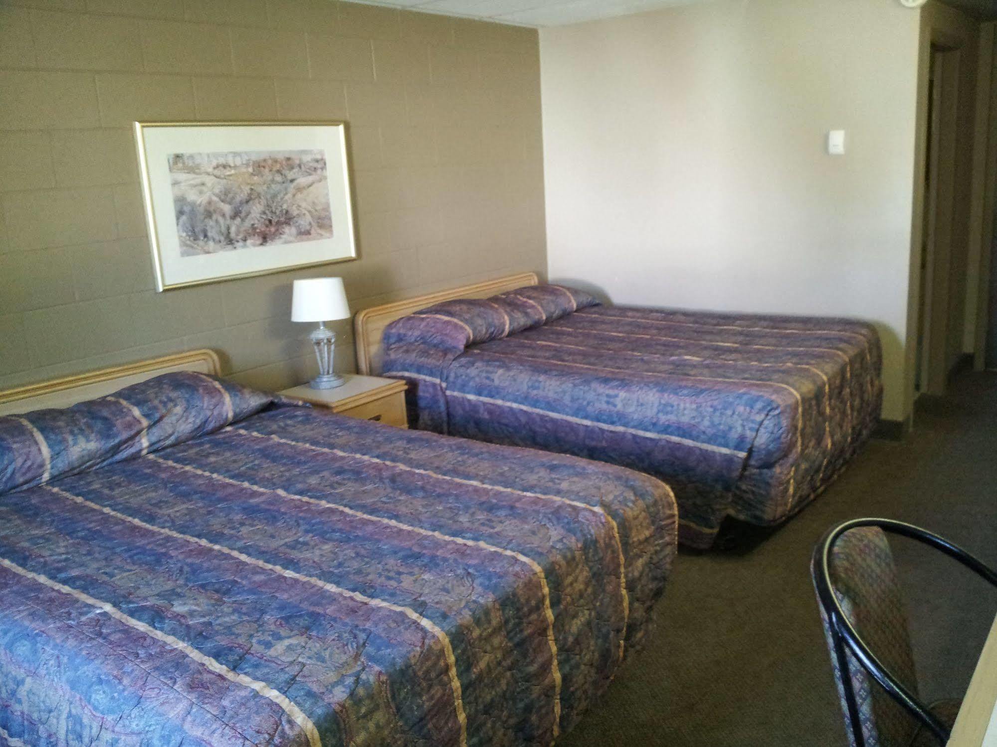 ססקאטון Westgate Inn מראה חיצוני תמונה